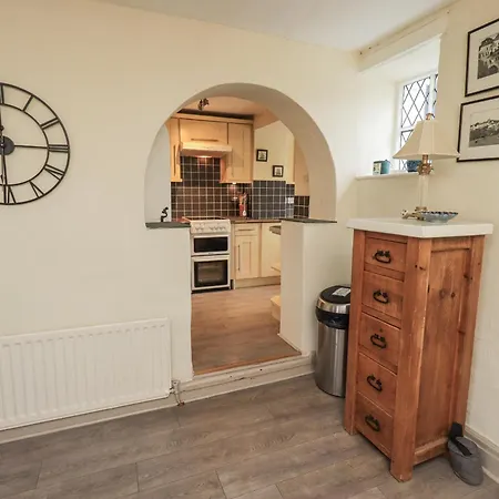 Holiday home Smithy At